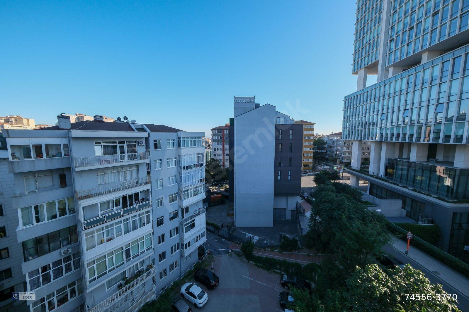 Şişli Mecidiyeköy Torun Center Yanı Önü Açık Kiralık 3+1 Ara Kat