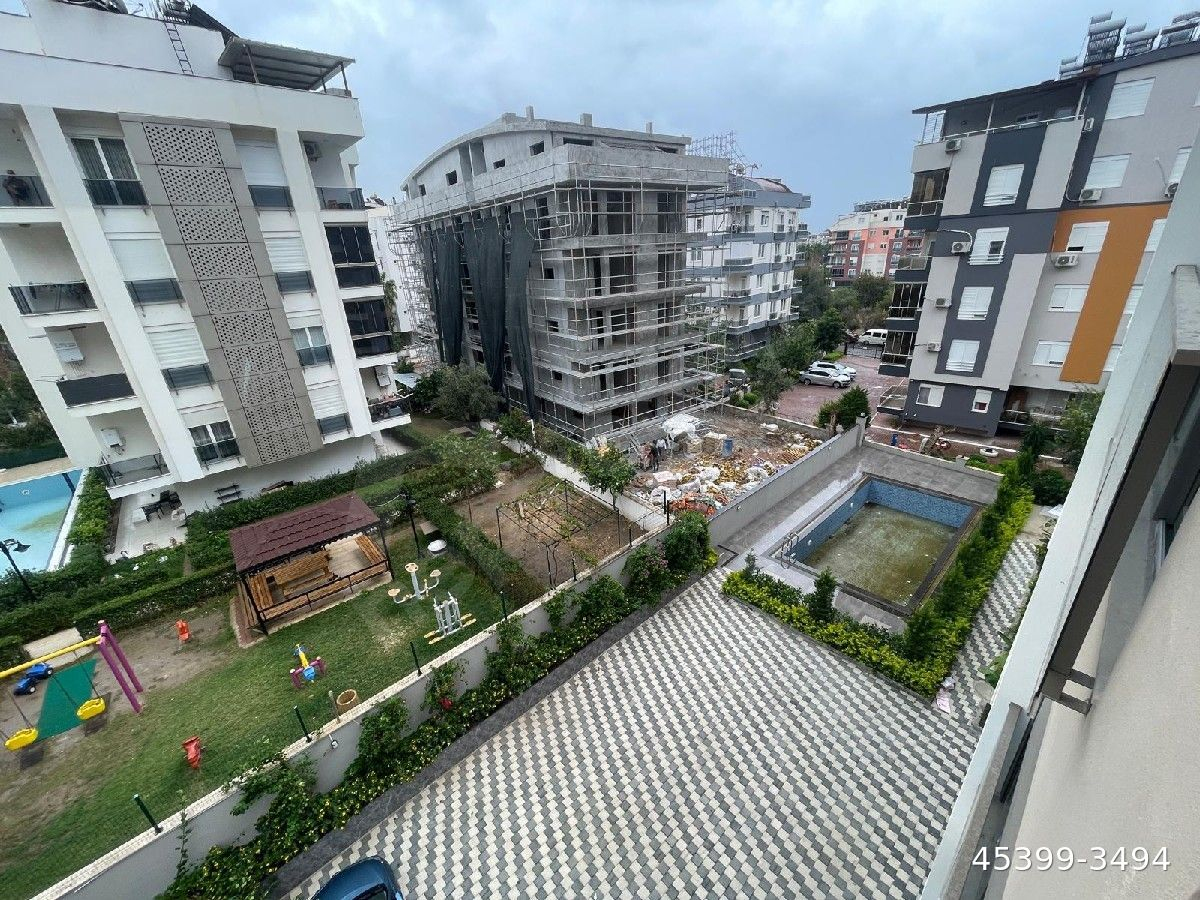 Konyaaltı hurma'da havuzlu lüks 2+1 kiralık daire