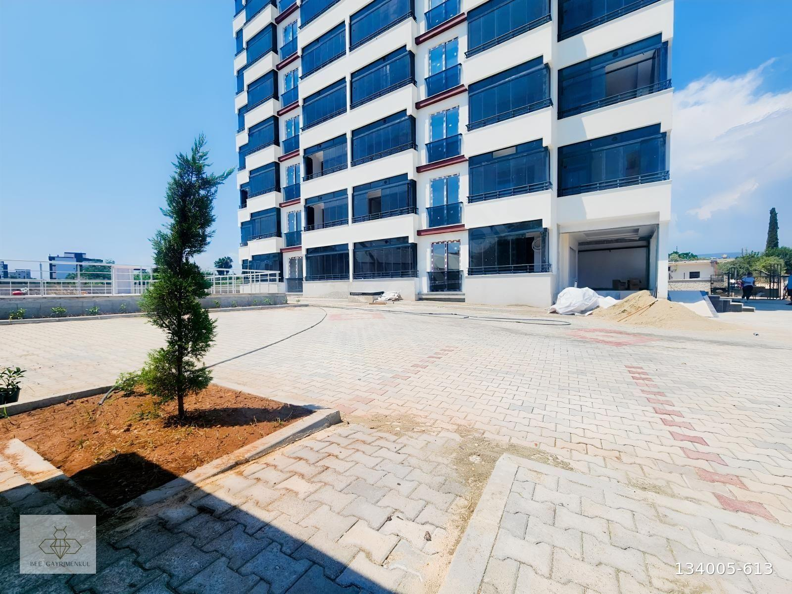 BEE'DEN SIFIR 2+1 TEK BLOK SİTE İÇERİSİNDE ULAŞIMA YAKIN