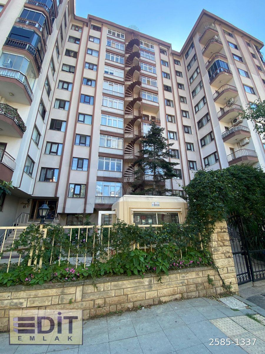 ATAŞEHİR SATILIK .3+1 TAHRALI SİTESİ FETİH MAHALLESİ YÜKSEK GİRİŞ