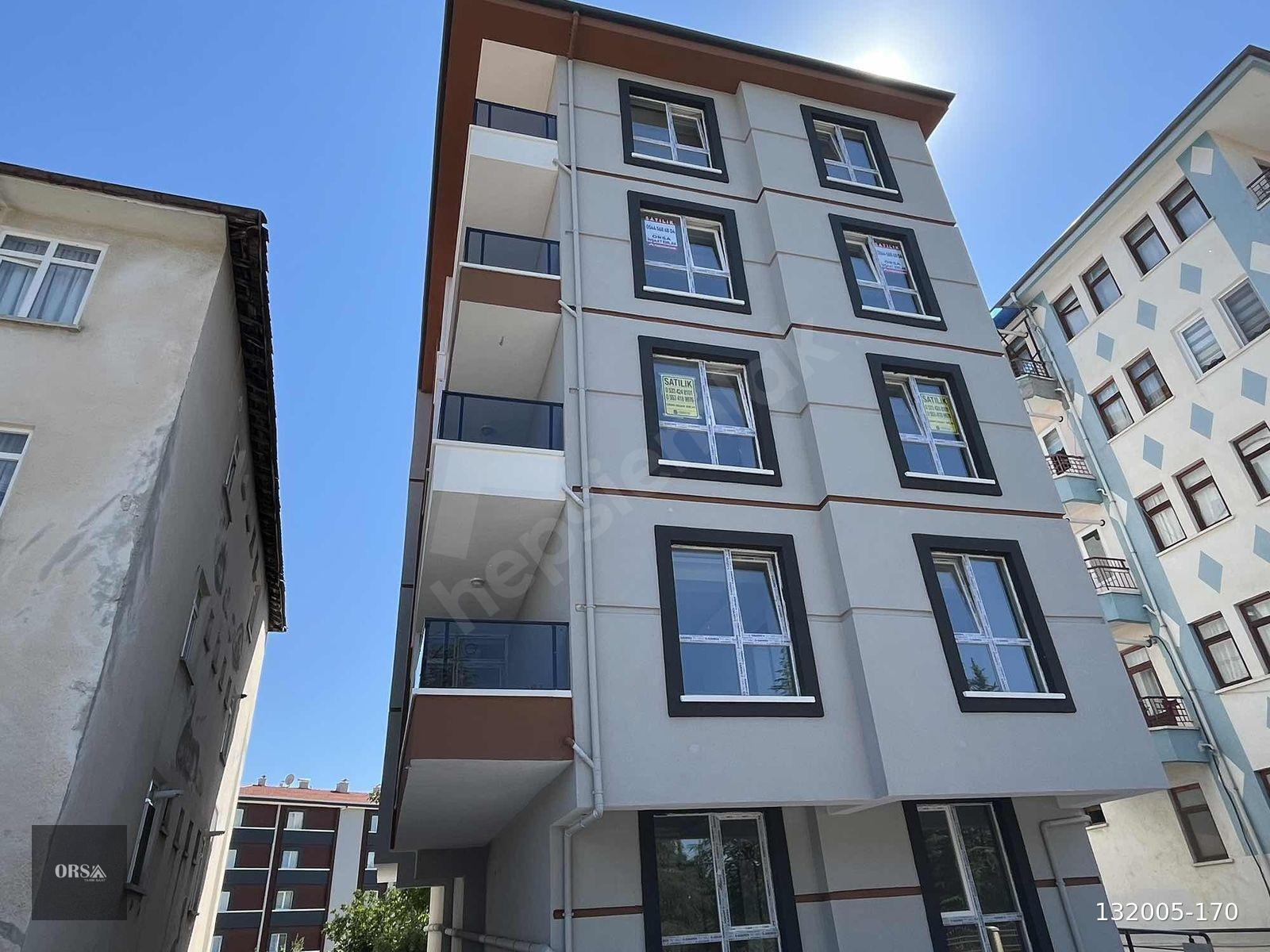 ORSA'dan █ PAŞA MEZARLIĞI KARŞISI - ARA KAT - SIFIR 2+1 DAİRE