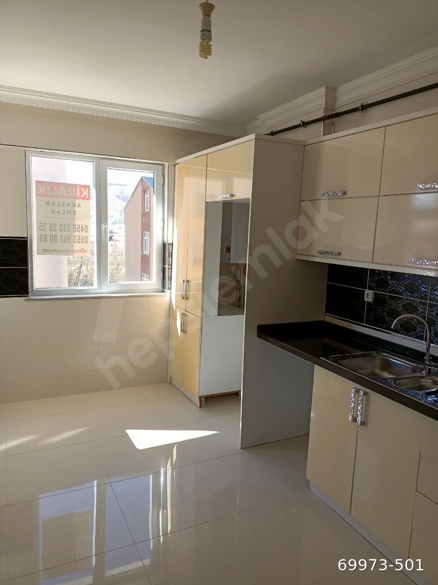 AKASLAN EMLAK'TAN KİRALIK 3+1 GENİŞ DAİRE