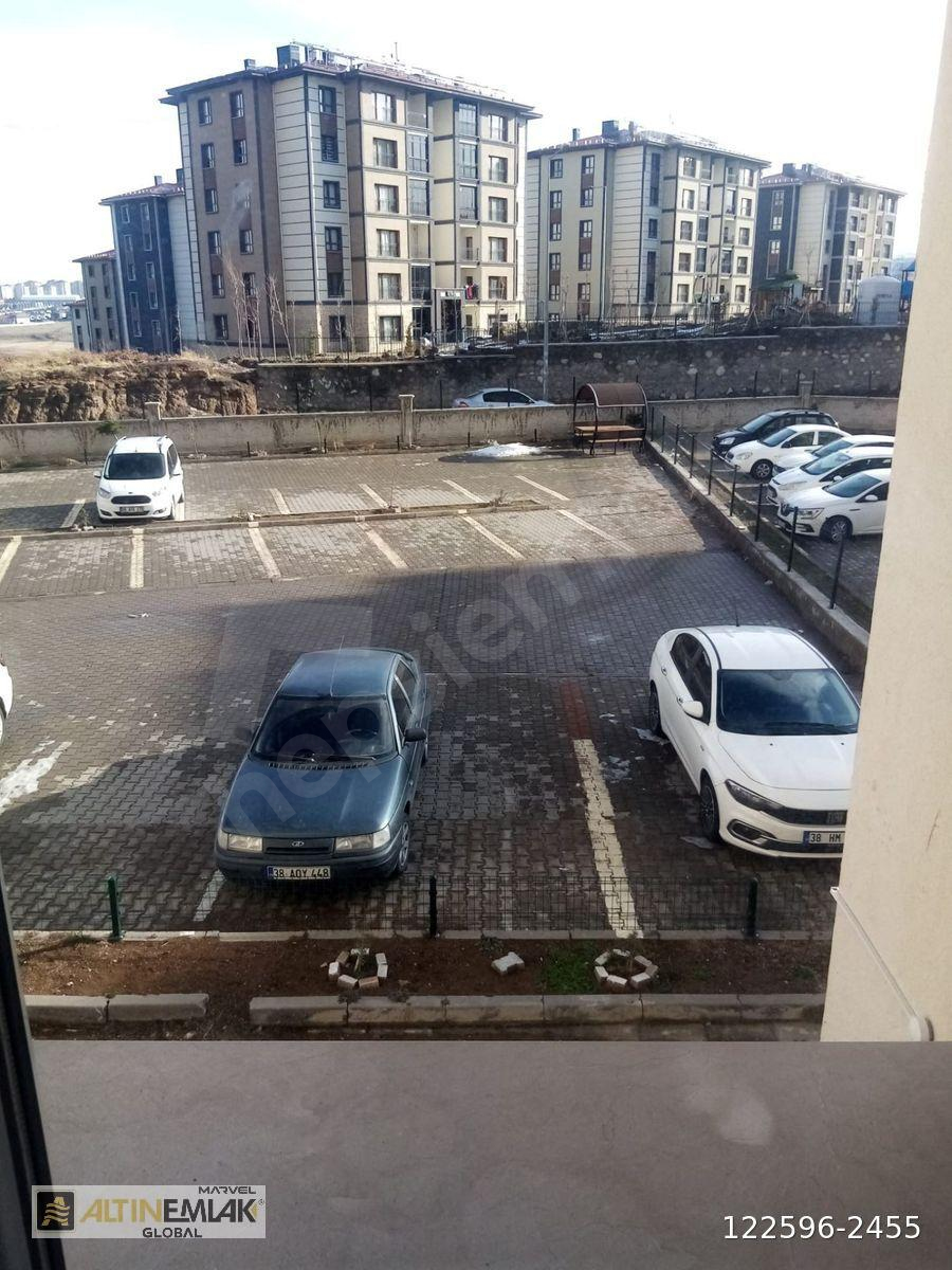 MARVELDEN KAYSERİ// DEMOKRASİ MAH. 3+1 GENİŞ SATILIK DAİRE