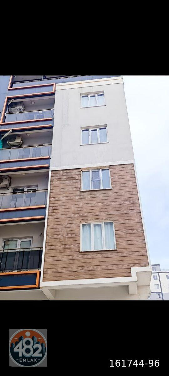482 EMLAK'TAN MERKEZİ KONUMDA SATILIK 2+1