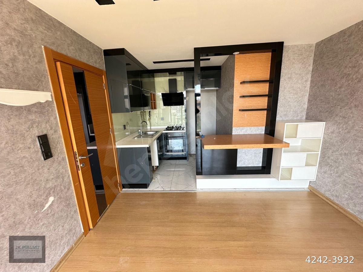 TOROS CADDESİ CİVARINDA GENÇ BİNADA SATILIK AÇIK MUTFAK 2+1+Ç.B EKSTRALI LÜKS DAİRE !!!