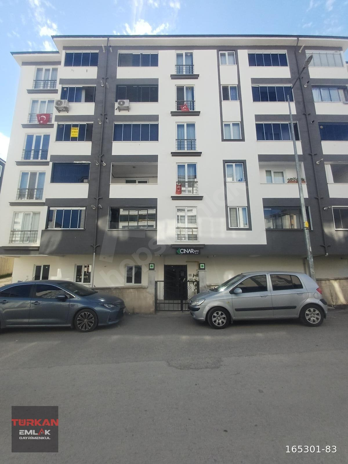 5000 EVLER CUMH.MAH.ÇINAR APT BULUNAN 3+1 DAİREMİZ KİRALIKTIR