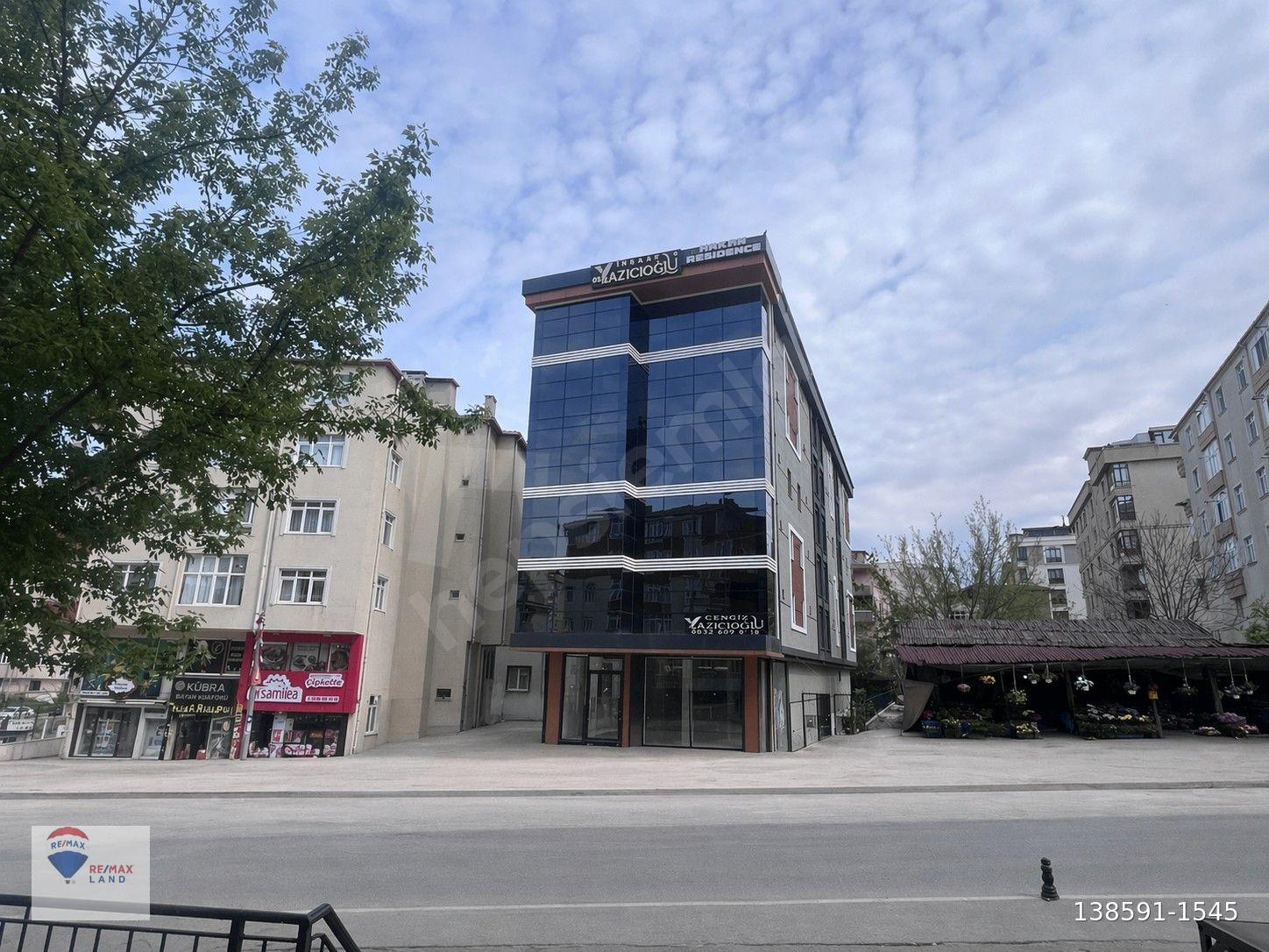 REMAX LAND'den ŞEHİR MERKEZİNDE SATILIK 1+1 LÜKS DAİRE