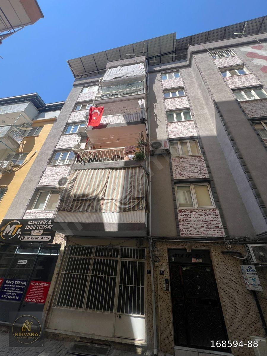 NİRVANA GAYRİMENKUL'DEN GÜZELHİSAR MAHALLESİNDE SATILIK MASRAFSIZ 2+1 DAİRE