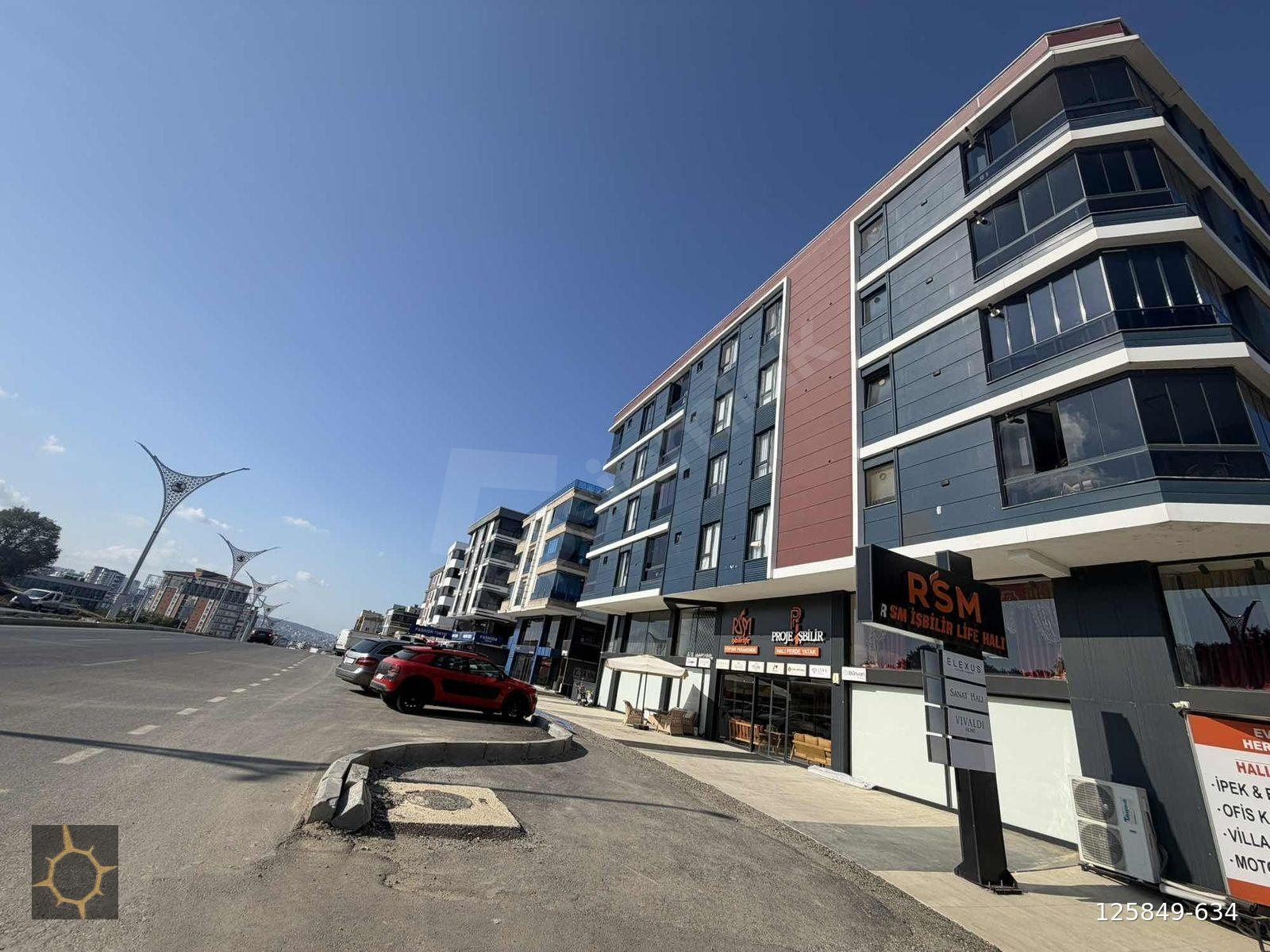 PANAROMİK DENİZ MANZARALI BÖLGEDEKİ EN UYGUN SATILIK 4+1 DAİRE