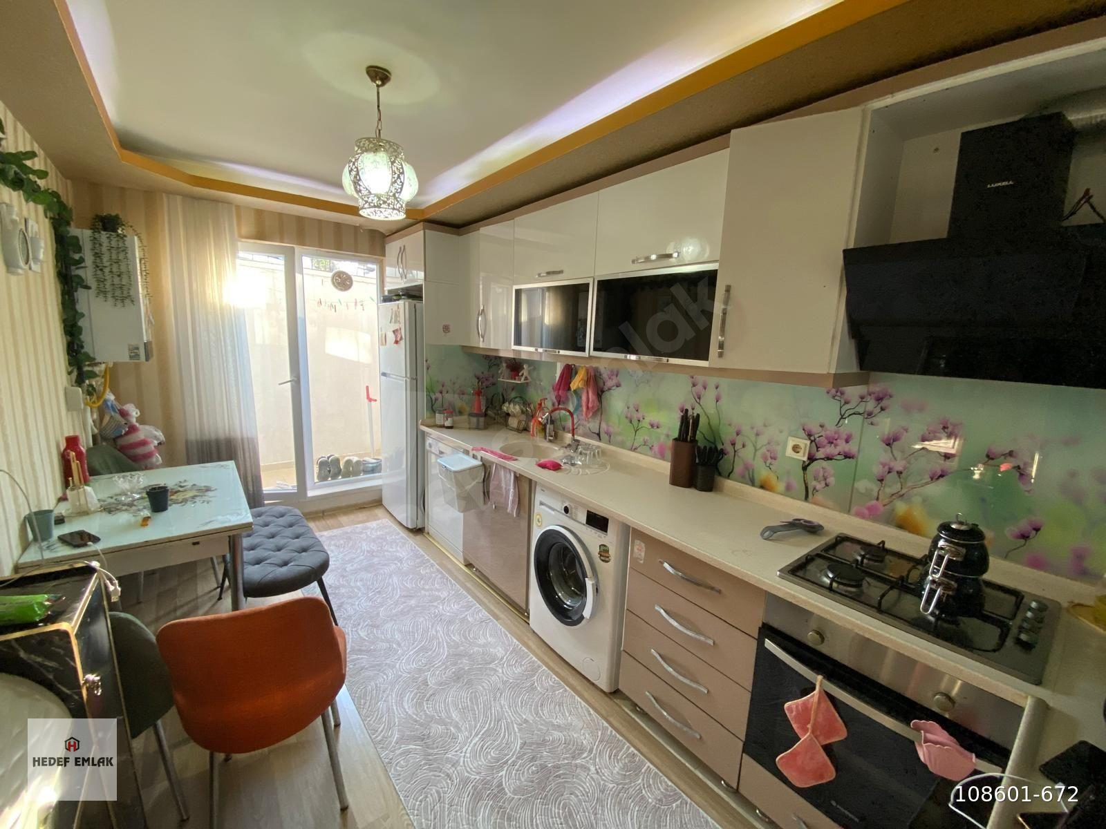 HEDEF EMLAK`TAN M2 GENİŞ 3+1 MASRAFSIZ ÖNÜ AÇIK FIRSAT DAİRE