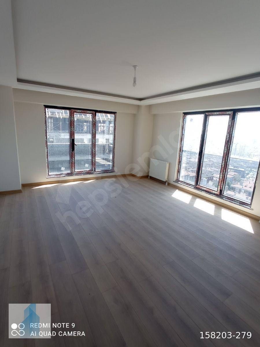 ACİL ! BAĞCILAR MEYDANA YAKIN LÜKS SİTEDE 3+1,130M2 HARİKA DAİRE