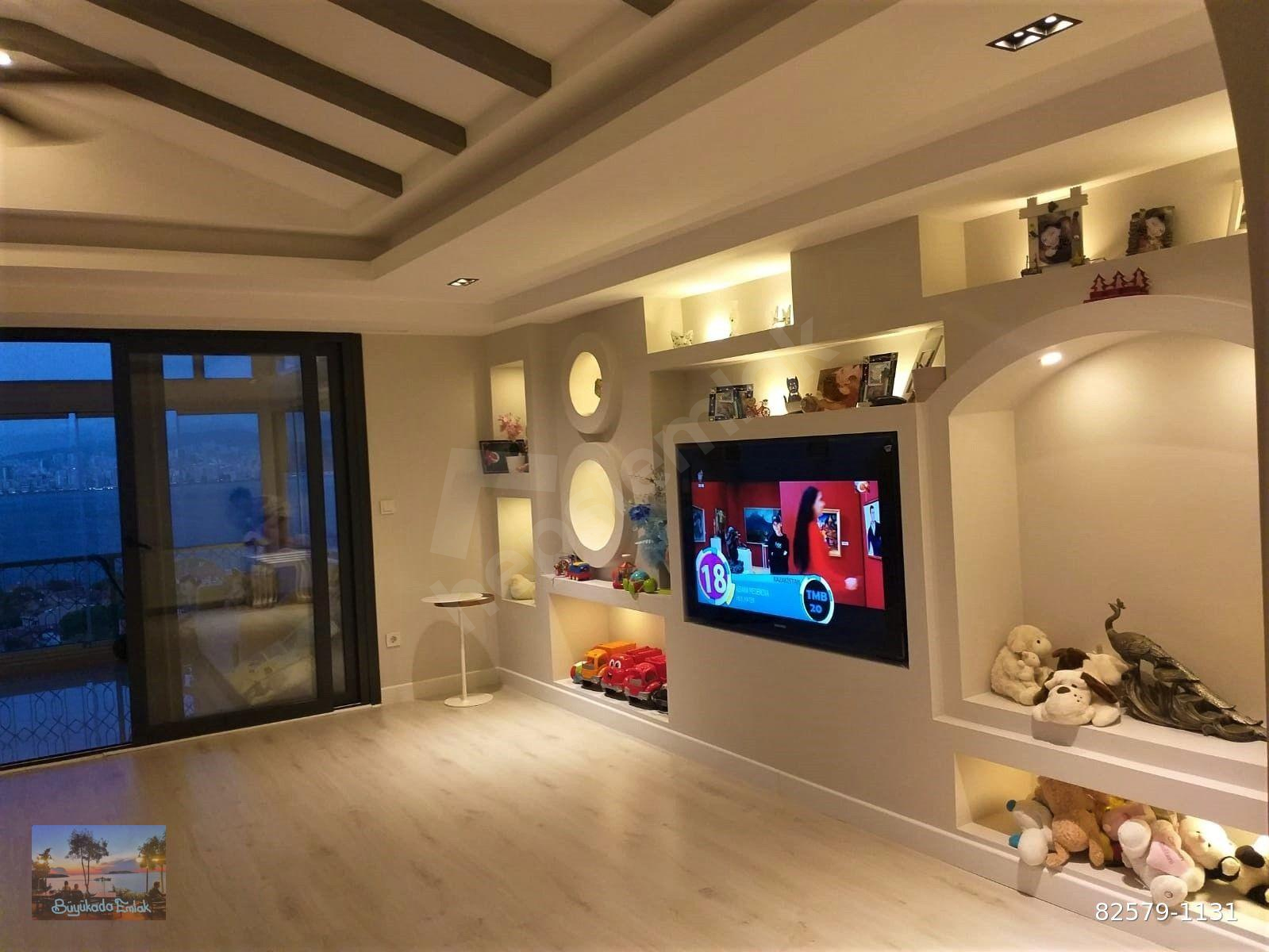 Büyükada da Panoramik Deniz Manzaralı Kartal Yuvası