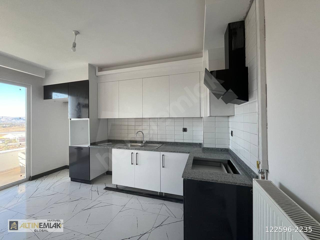 MARVEL KAYSERİ // SATILIK İLDEM E 4+1 ARA KAT DAİRE