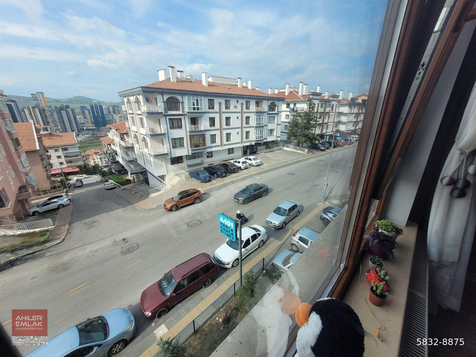 AHİLER'DEN YAYLA MAHALLESİNDE 1.KATTA ASANSÖRLÜ YAPILI DAİRE