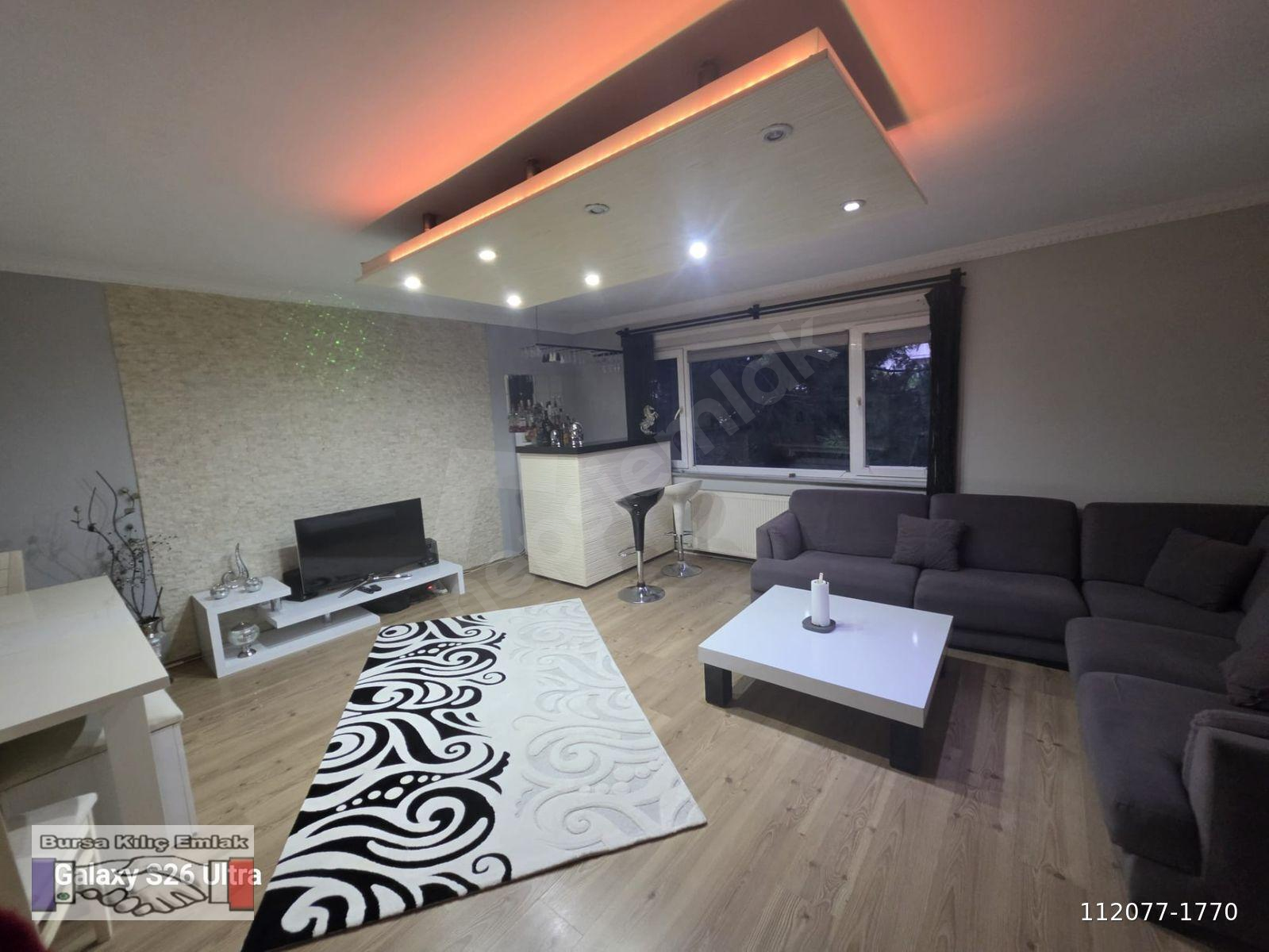 BKE BURSA KILIÇ TAN SETBAŞI UMURBEY DE KİRALIK EŞYALI 2+1 DAİRE ASANSÖRLÜ