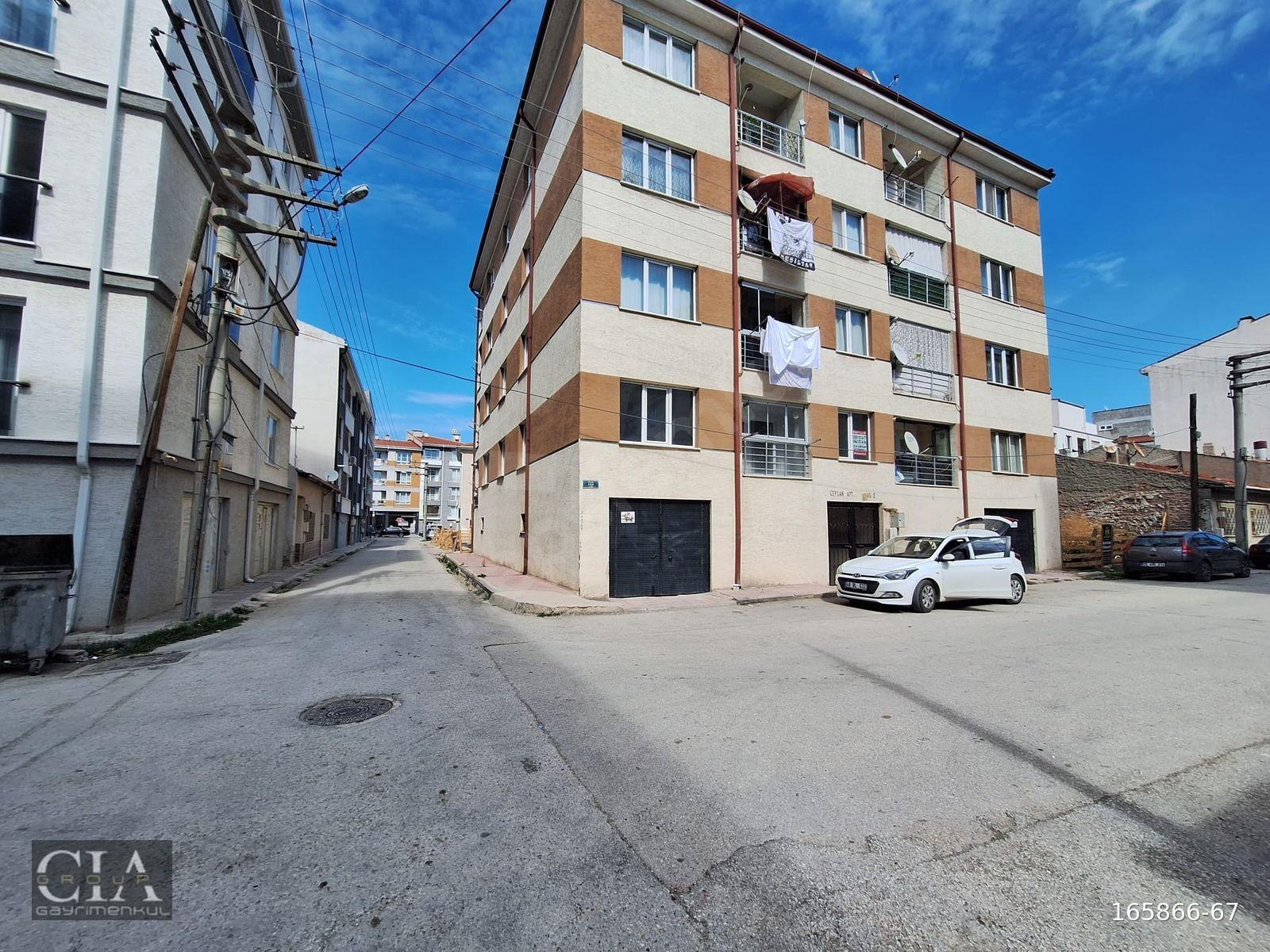 C.İ.A GROUP ZAFER MAH. ESENLİ CADDE ARKASI KULLANIŞLI 2+1 DAİRE