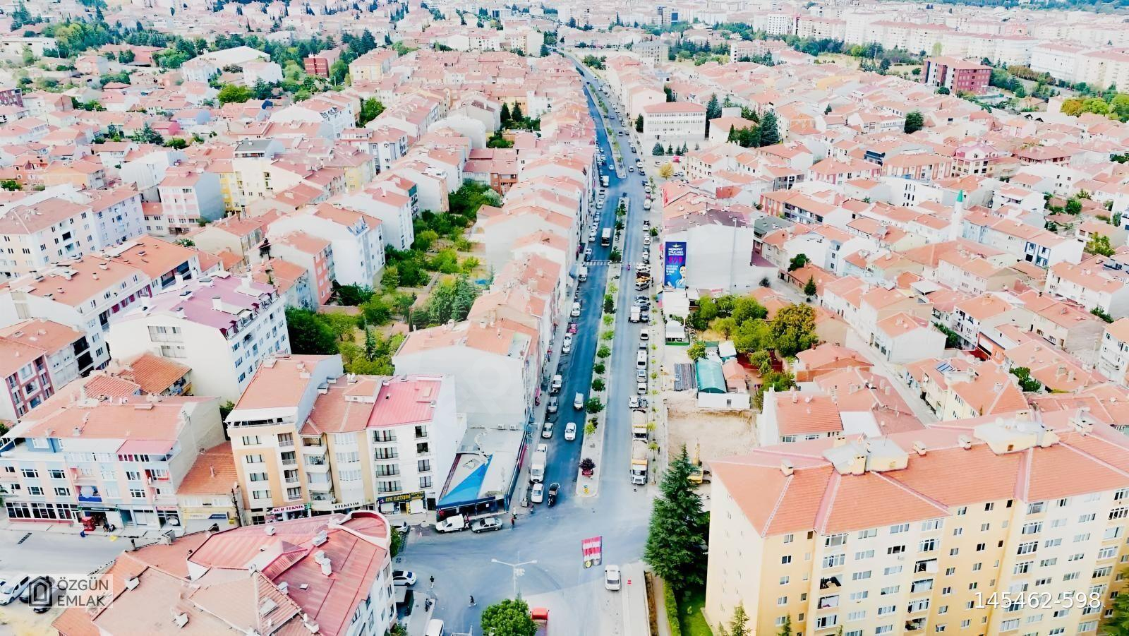 ÖZGÜN'DEN ERENKÖY MAHALLESİ MÜKEMMEL KONUMDA LÜKS 2+1 DAİRE