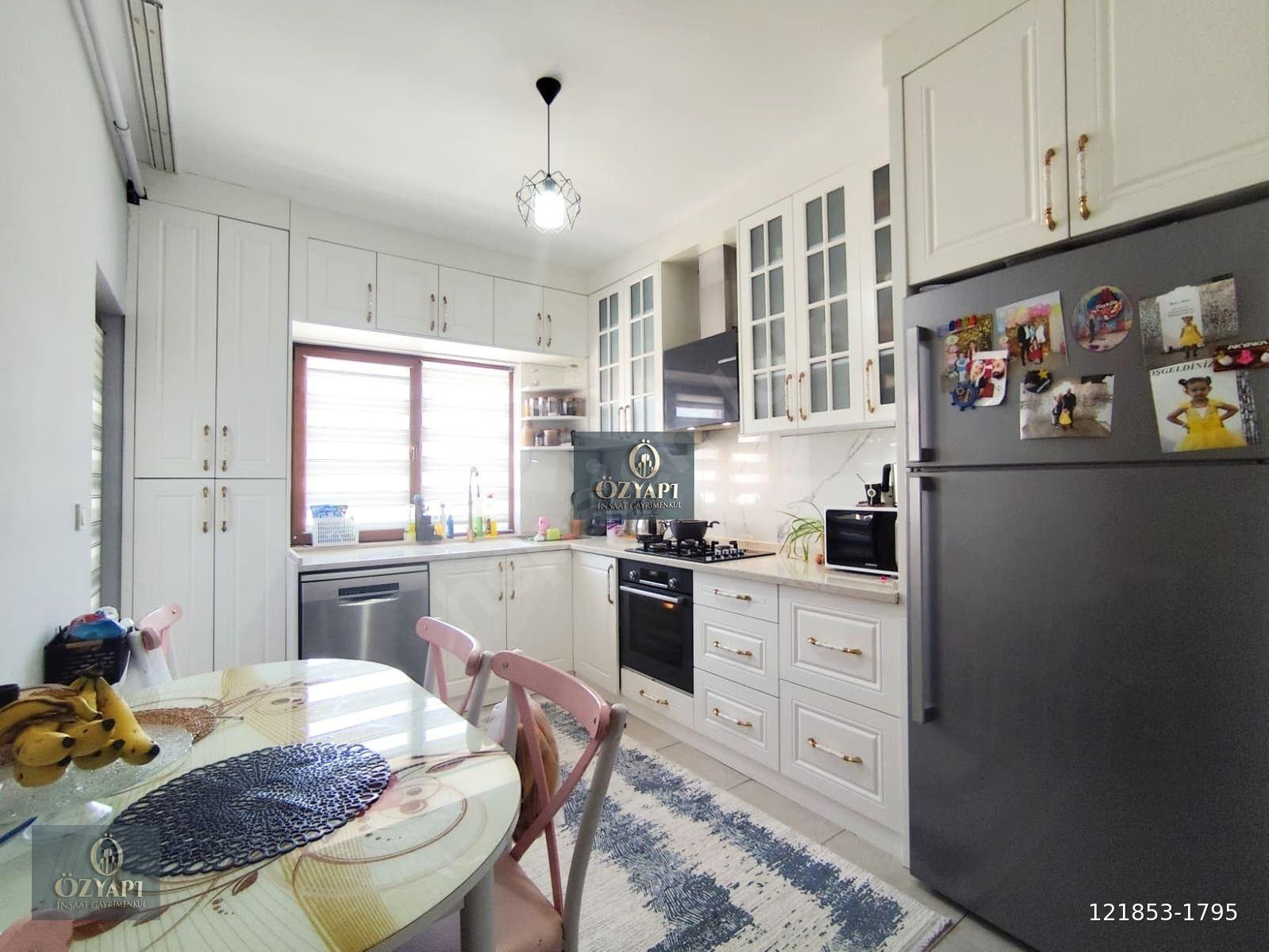 ÖZYAPI'DAN KARAHASANLI'DA 2+1 ARAKAT ÖNÜ AÇIK DAİRE FIRSATI