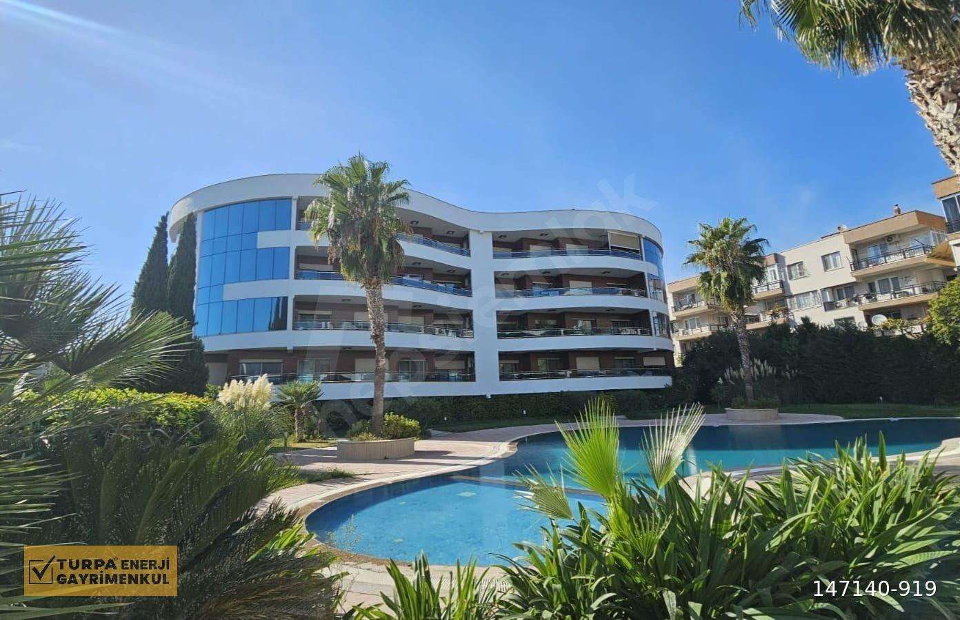 BORNOVA EVKA 3 İNCİ PARK SİTES HAVUZ CEPHE SATILIK 4+1 LÜX DAİRE