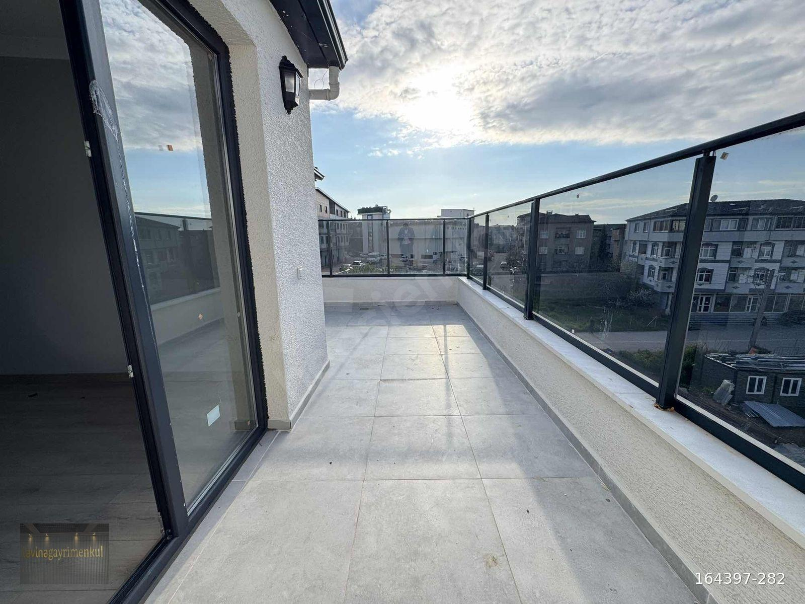 F.ÇAKMAK MAH. CADDE ÜZERI 4 + 1 200 M² LÜKS ÇATI DUBLEKS