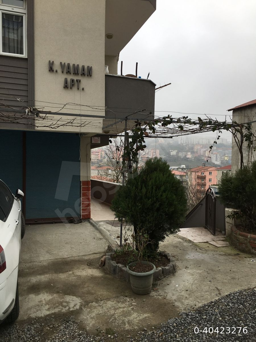 Karşıyaka ilk ve ortaokul a yürüme mesafesinde kiralık daire