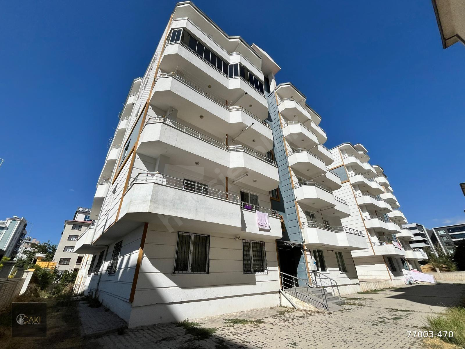 ÇAKI YAPI EMLAKTAN ESKİ EMNİYETTE SATILIK 3+1 DAİRE