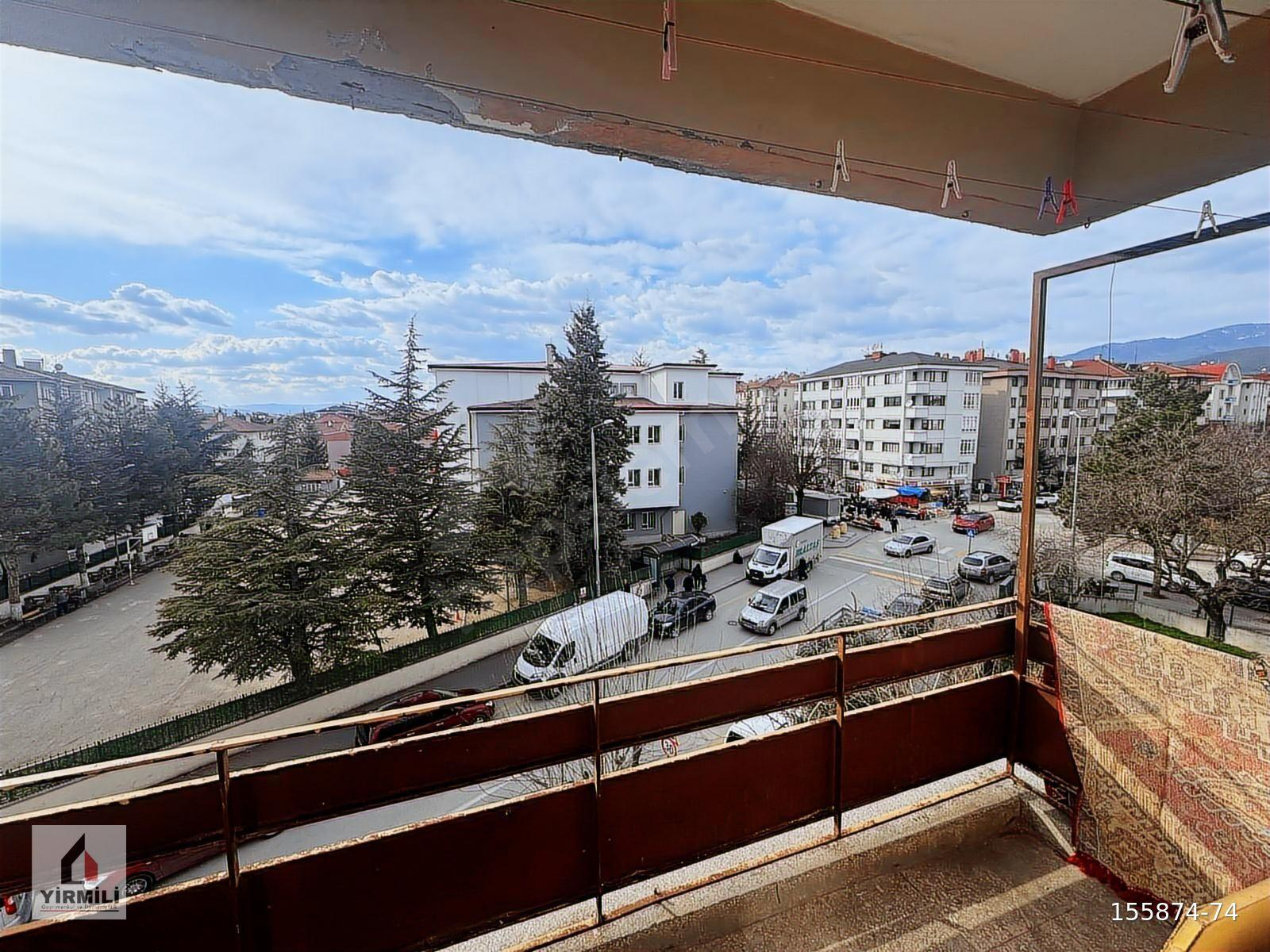 50.Yıl Okulu Karşısı Bandakçıoğlu Apt 3+1 Daire