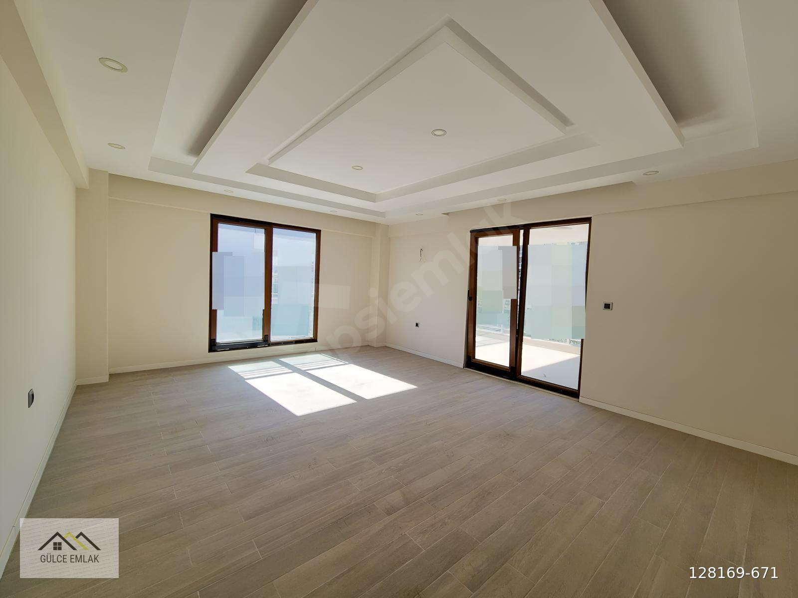 KARAHASANLI DA HASTANEYE YAKIN,CADDE ÜZERİ 3+1 KİRALIK DAİRE