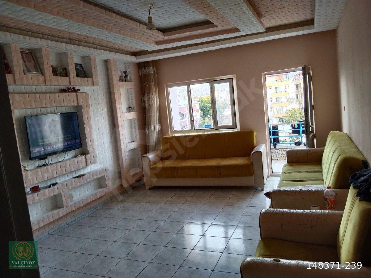 BOZYAZI MERKEZ MAHALLESİNDE İLKOKULU VE DENİZE YAKIN EŞYALI SATILIK 2+1 DAİRE