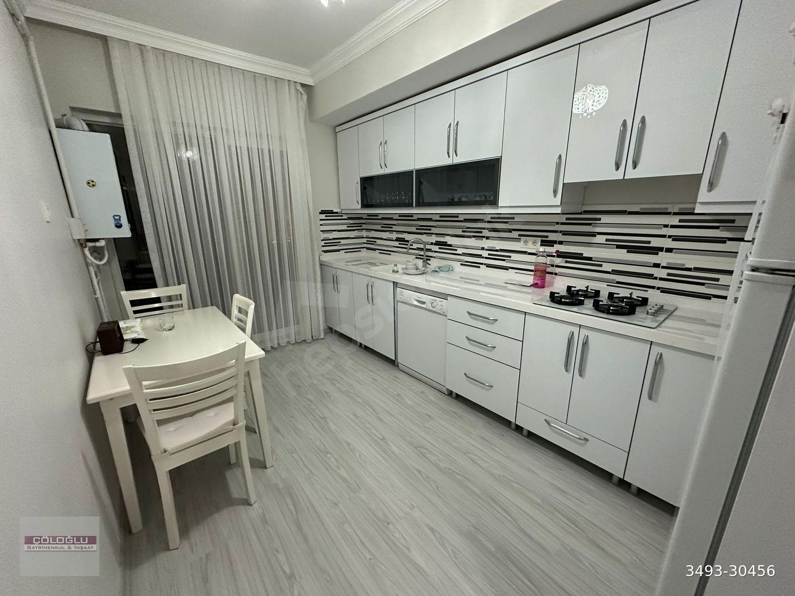 ÇÖLOĞLUNDAN DİKMEN ANA CAD ÜZERİNDE 2+1 KOMBİLİ LÜXX MOBİLYALI