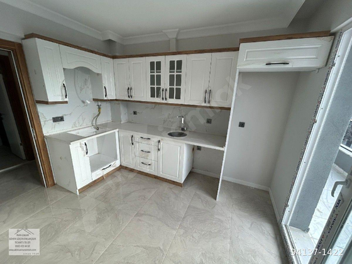 Akhisar Seyitahmet Mahallesi'nde 2+1 Kiralık Daire