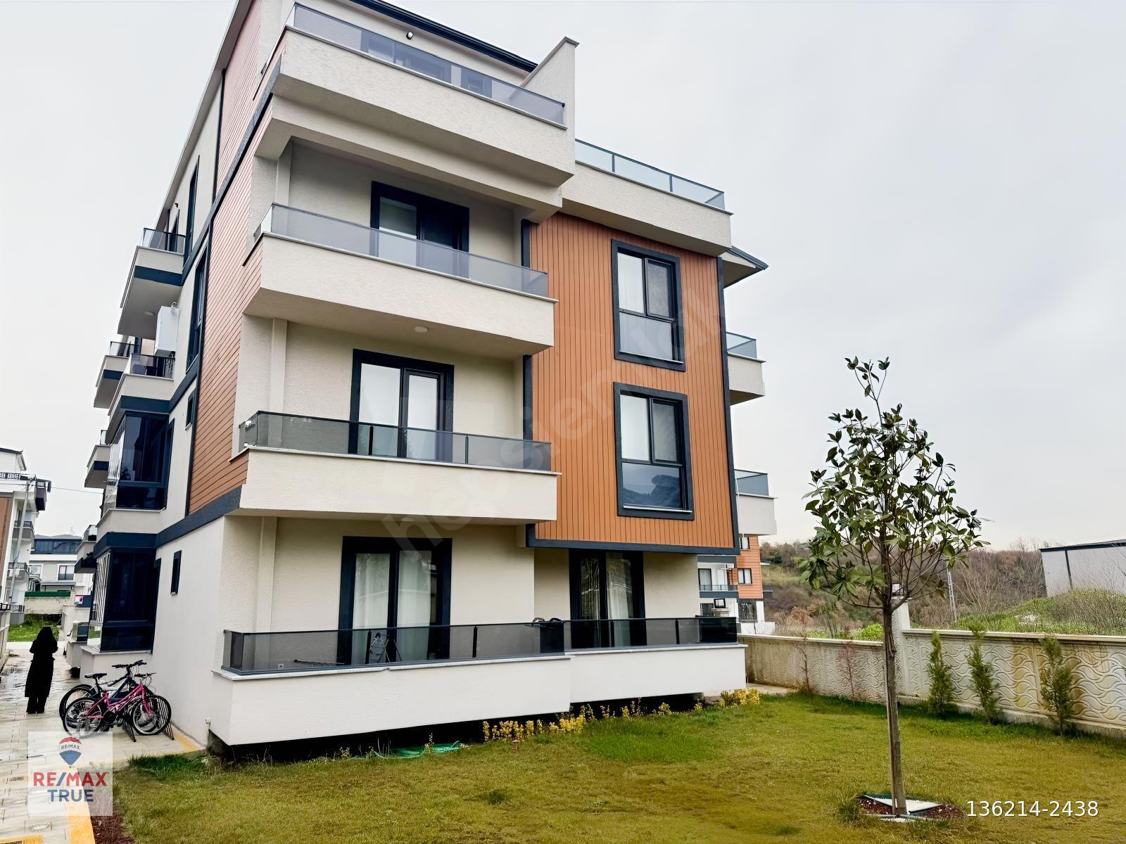 Başiskele Yuvacık Paşadağ Mah. 1+1 Kiralık Sıfır Daire