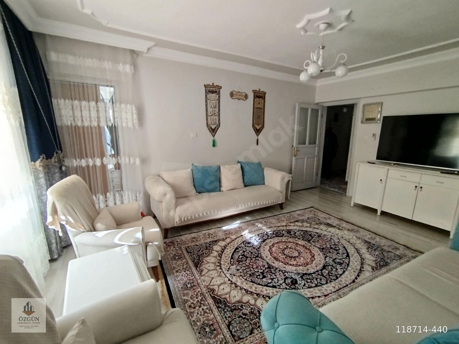 ÖZGÜNDEN CUMHURİYET'TE YÜKSEK GİRİŞ 3+1 DAİRE..