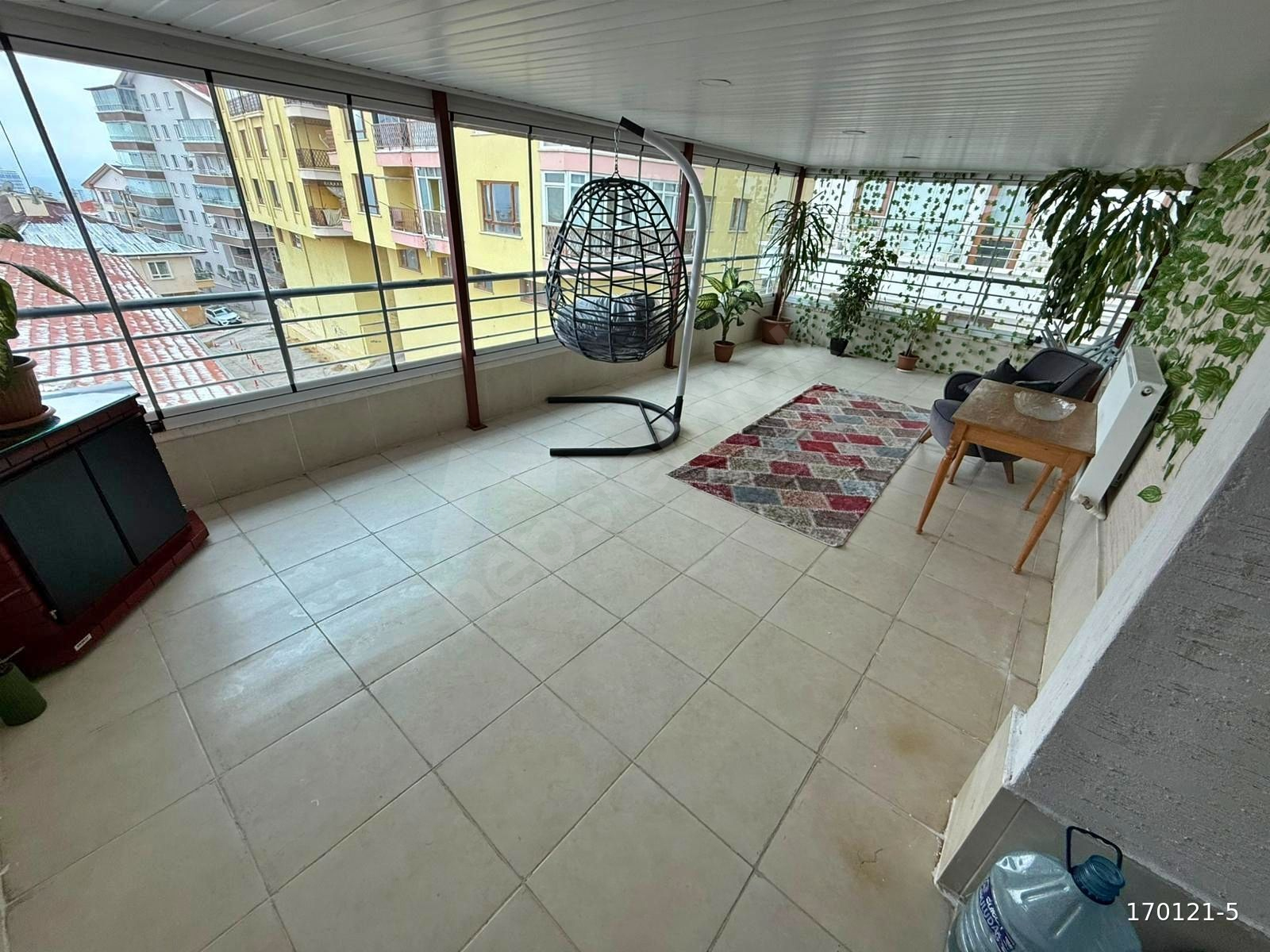 KEÇİÖREN ESERTEPE VADİ MANZARALI, TAM EŞYALI KİRALIK DAİRE!