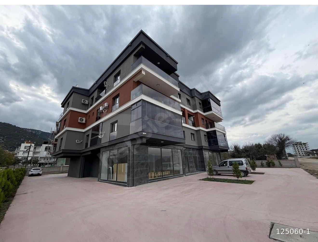 Kemalpaşa Merkez Mehmet Akif Ersoy mah kat seçenekli