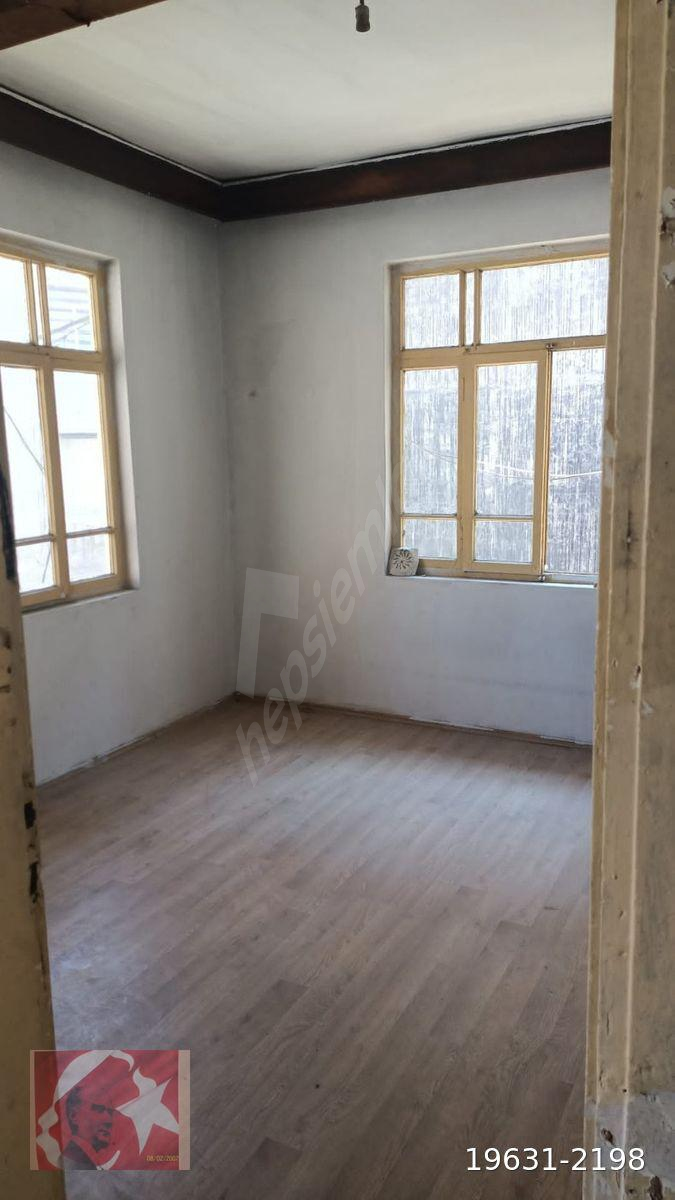 RİZE MERKEZDE YORGANCILARIN ARKASINDA 3 + 1 SOBAL DAİRE 125 m2