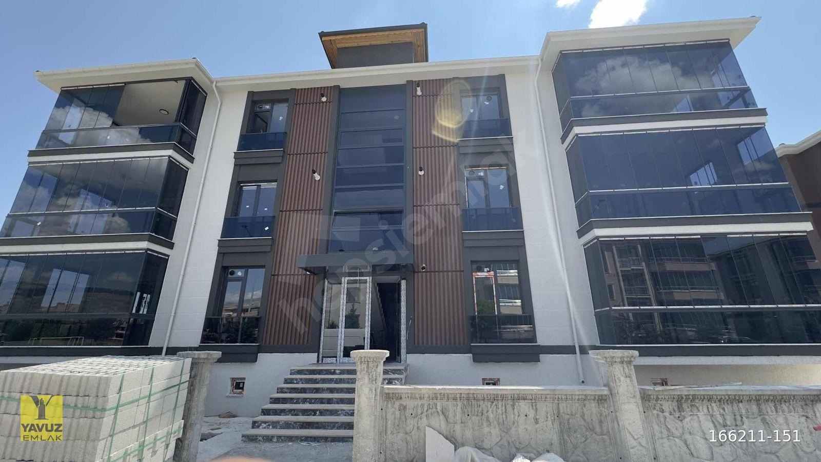 YAVUZ EMLAKTAN DEMİRKENT ŞEHRİCAN 2 197 M² LÜKS 4,5+1 DAİRE