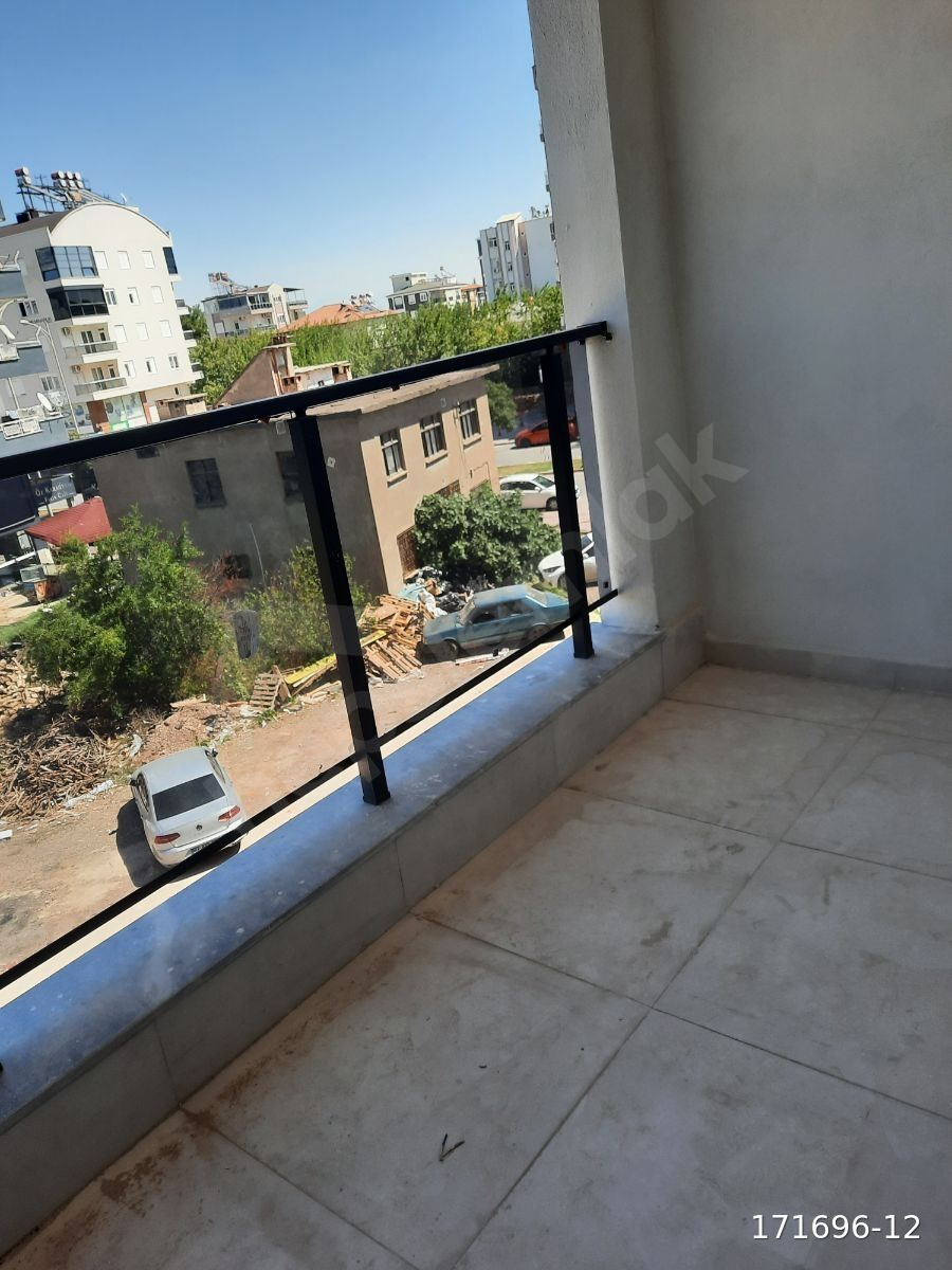 lalezar pastane arkası ofis+konut 1+1 kiralık daireler