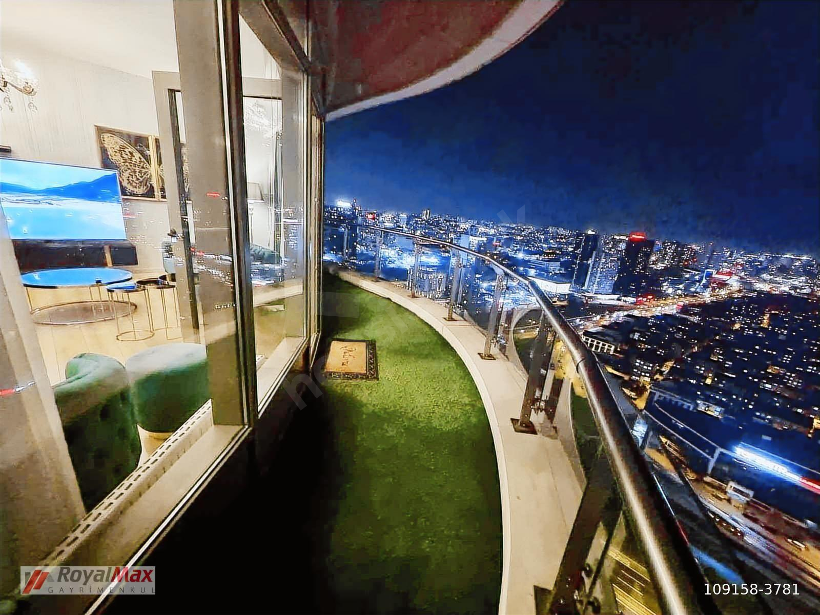 ROYALMAX'DAN MALL OF ISTANBUL RESIDENCE EŞYALI 25 KAT 4+1 216 M²