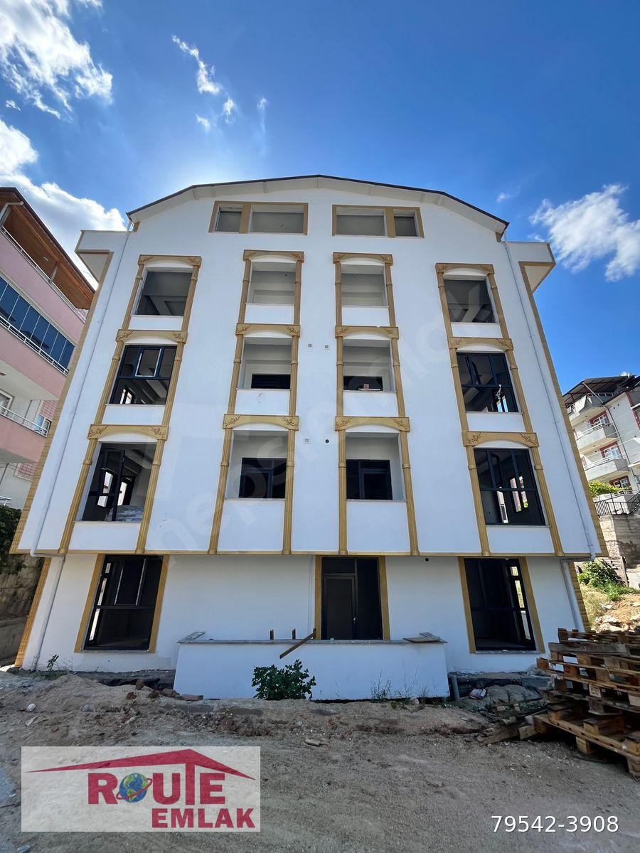 DERİNCE ÇENEDAĞ MAHALLESİNDE SATILIK 2+1 ARAKAT DAİRE
