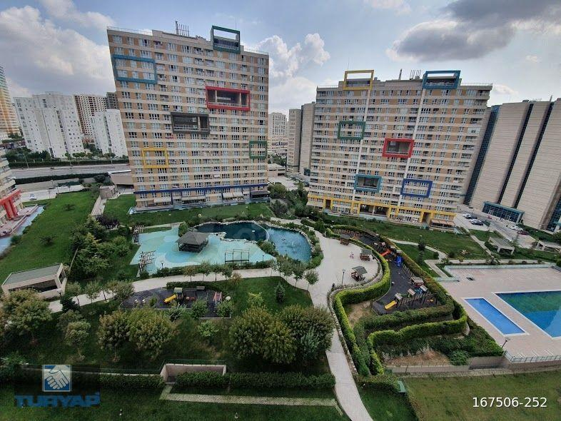 ISPARTAKULE 1 ISTANBUL SİTESİNDE YARI KAPALI MUTFAK 85 MT2 1+1