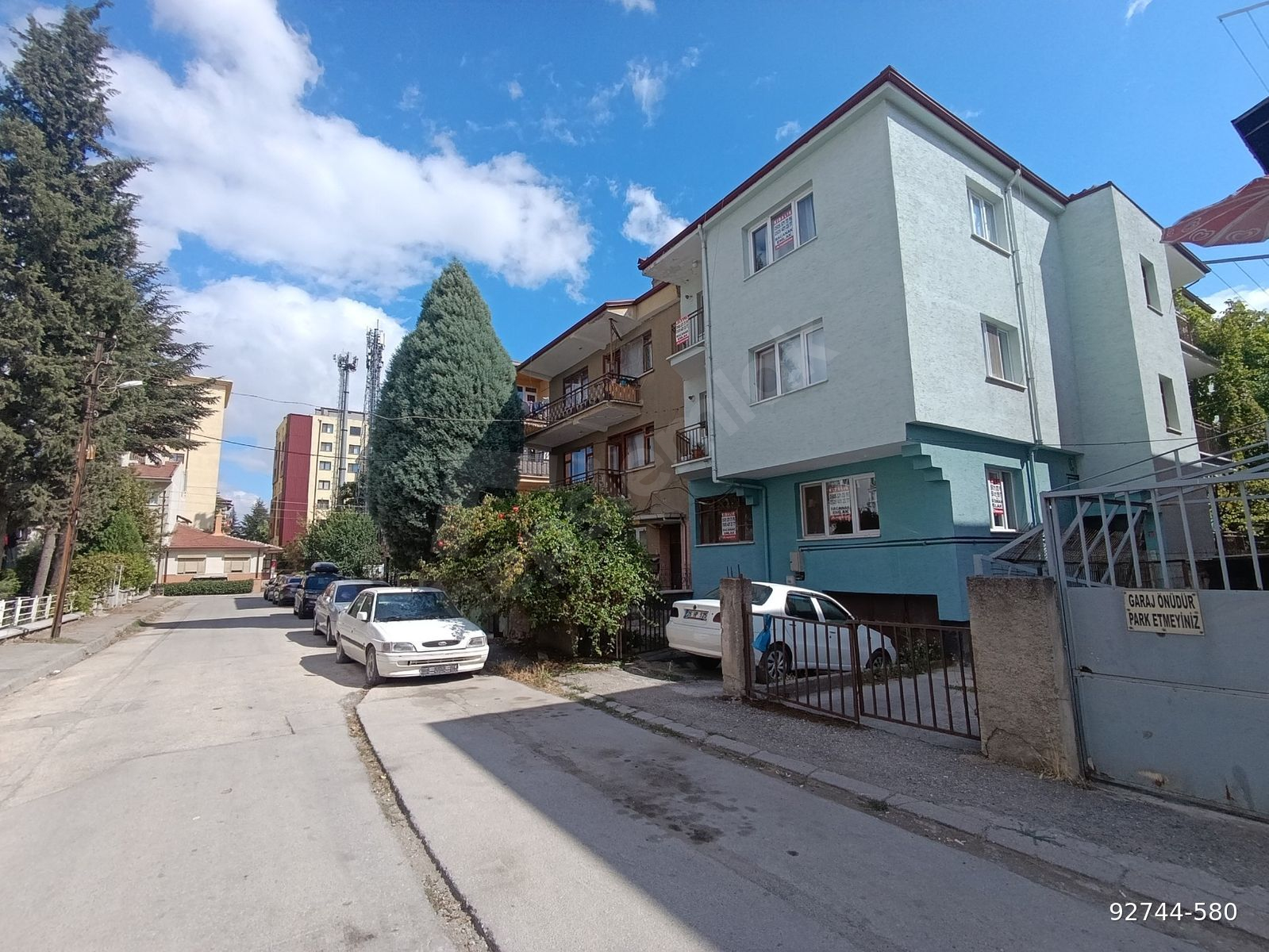 ESKİŞEHİR ODUNPAZARI KURTULUŞ MH ZİYAPASA CD SARPER CD ARASII ÇARŞI MERKEZ 3+1 UYGUN ÖNÜ AÇIK DAİRE