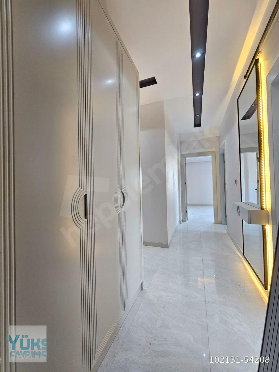 Denizli şemikler mahallesinde 3+1 150 m2 naz bayrak mevkii satılık fırsat daireler