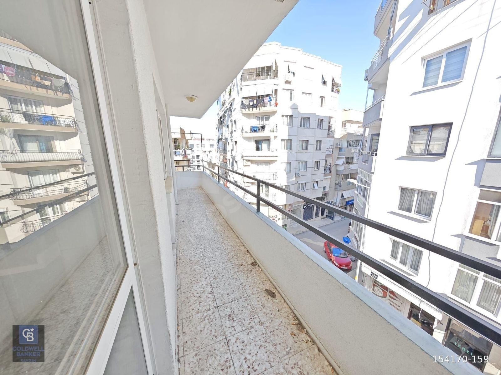 balçova belediyesi yakını ara kat 3+1kiralık daire