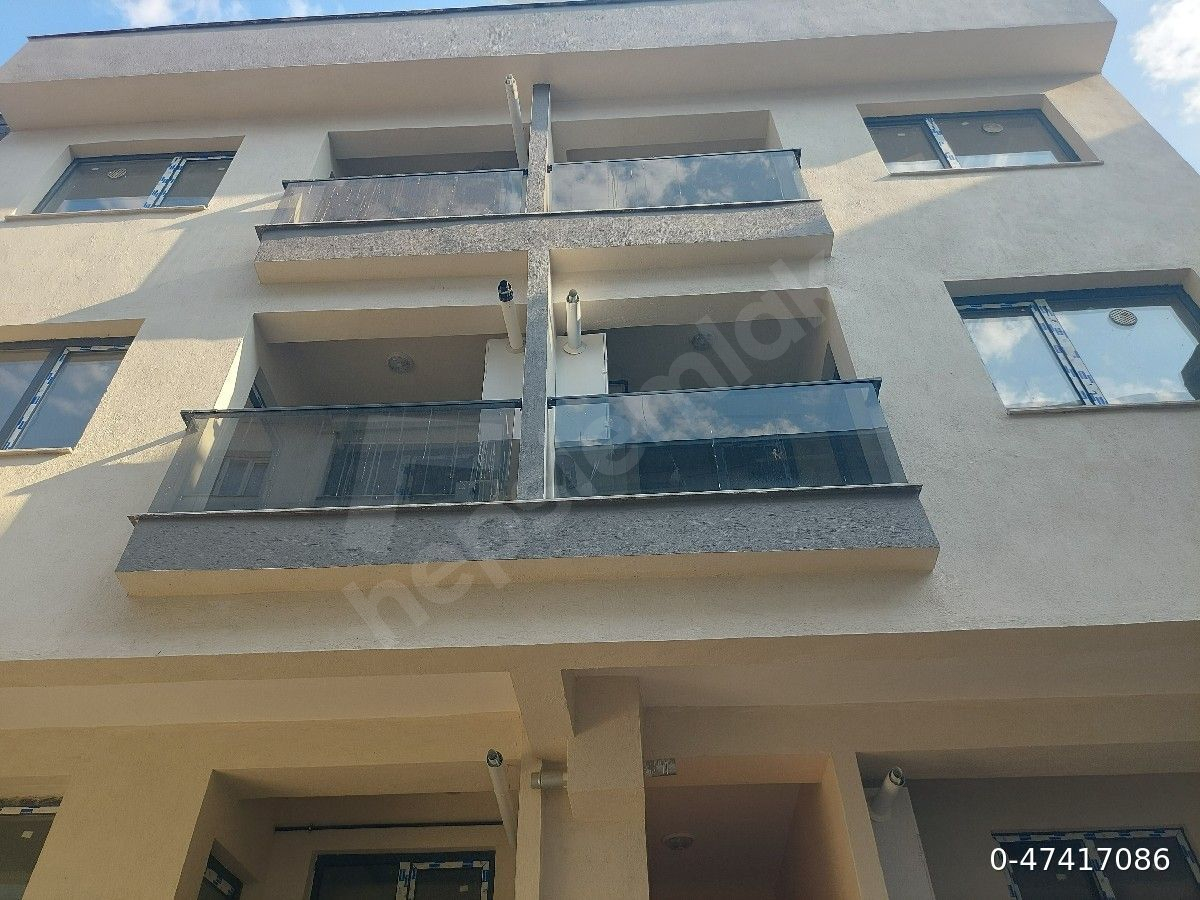 Bornova Mevlana'da 1+1 Sifir Satilik Daire