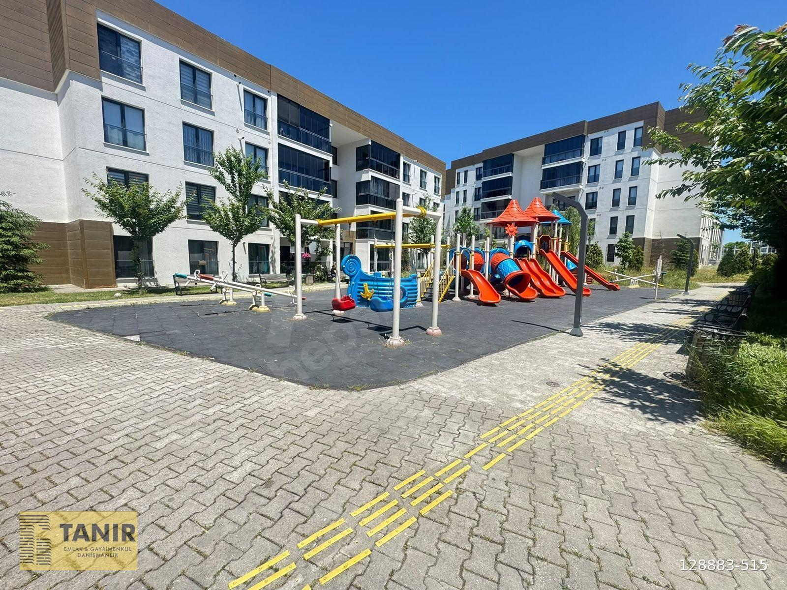 BAHÇEŞEHİR TOKİ HOŞDEREDE 2+1 KISA KATLI KİRALIK DAİRE