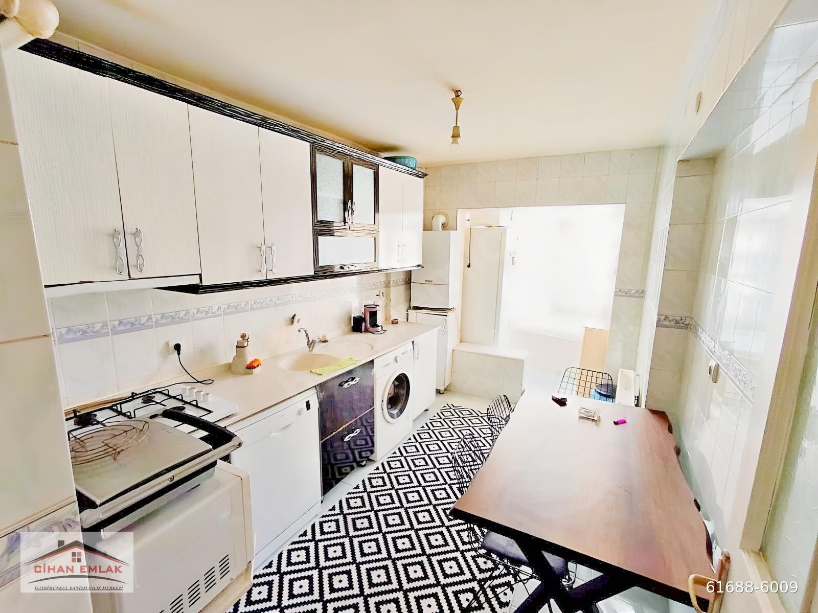 CİHANDAN KAYALAR MAH DEMİRDAĞ CADDE ÜZERİ KÖK TAPU 3+1 DAİRE