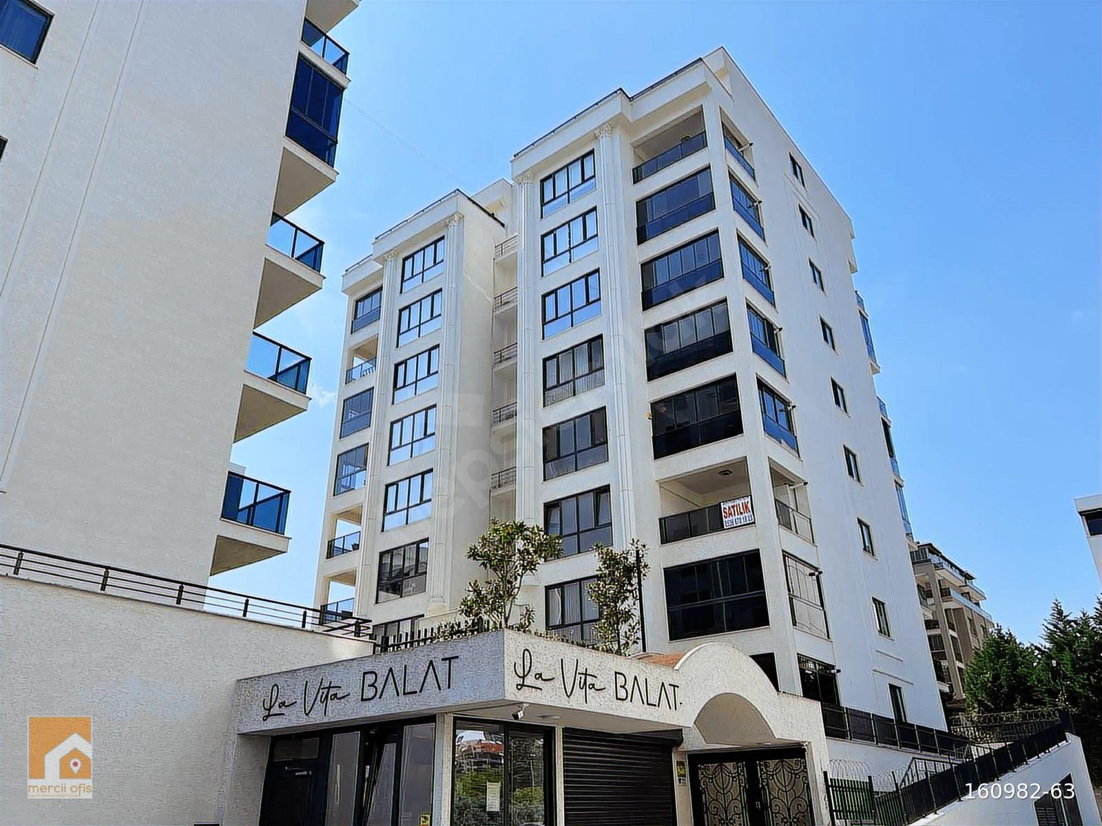MERCİİ OFİS'DEN LA VİTA BALAT SİTESİNDE SATILIK DUBLEKS DAİRE