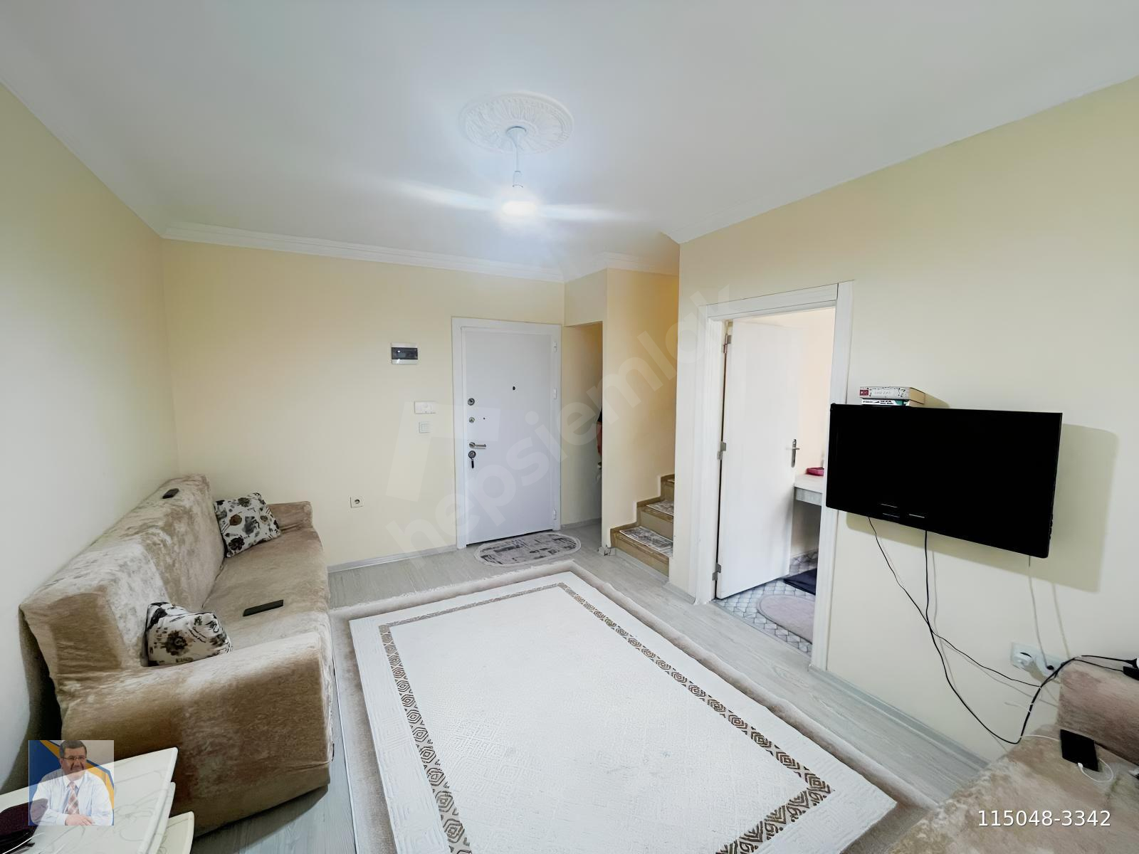 MERKEZİ KONUMDA SATILIK UYGUN DUBLEX 2+1 EŞYALI DAİRE