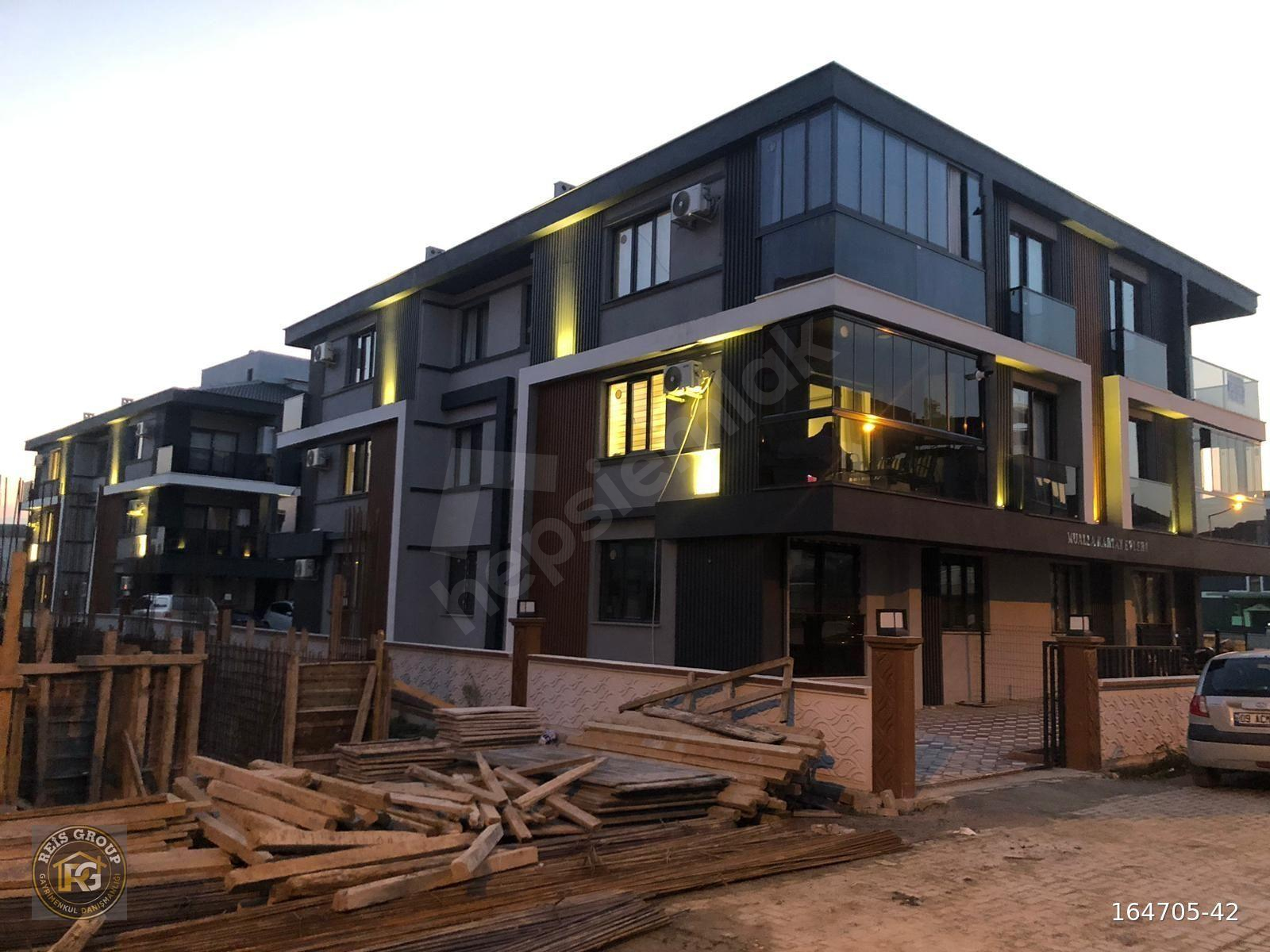 SARUHANLI'DA KAÇIRILMAYACAK FIRSAT 2+1 SIFIR iÇi FULL LÜX DAİRE